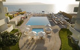 Radisson Resort Paracas